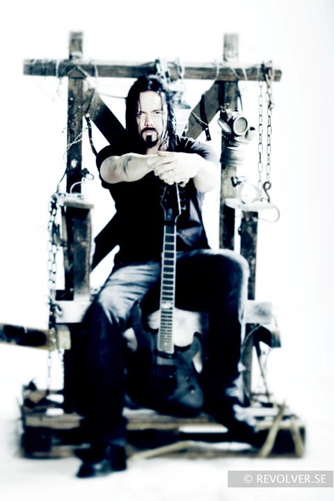 EVERGREY_Tom_2011_03