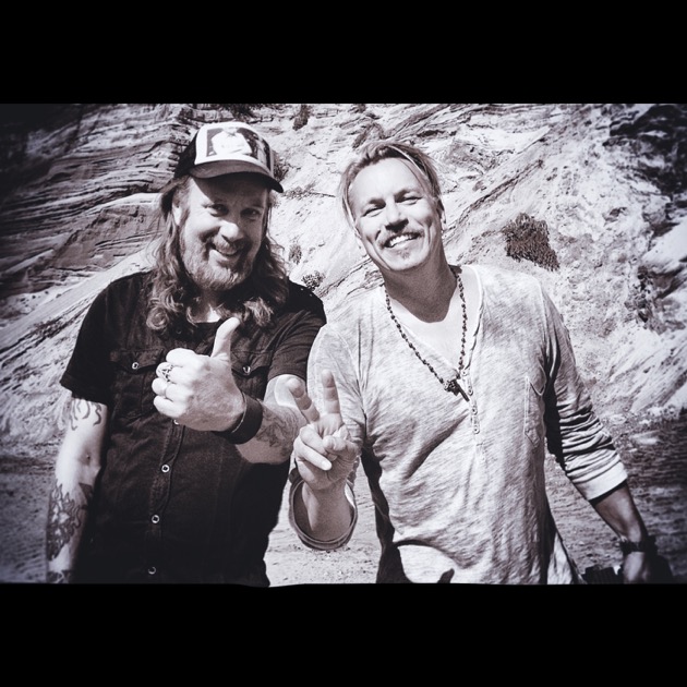 Tompa & Patric Ullaeus