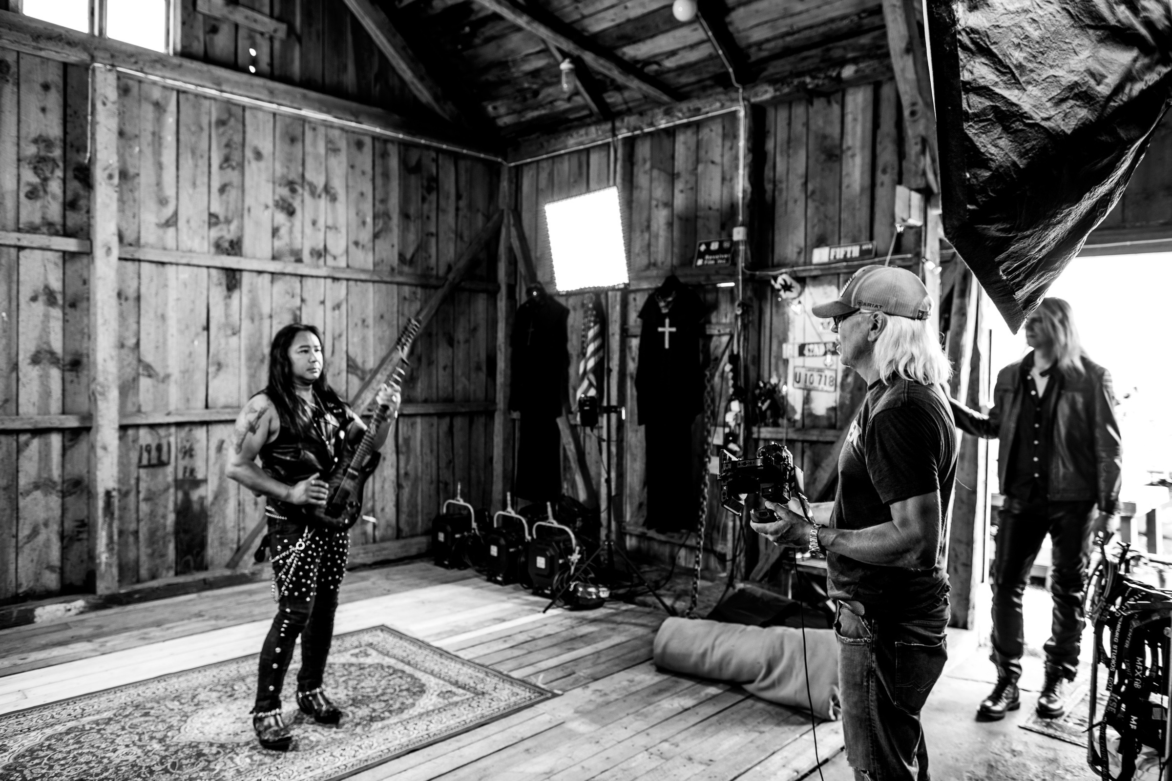 Patric Ullaeus directing Dragonland on set