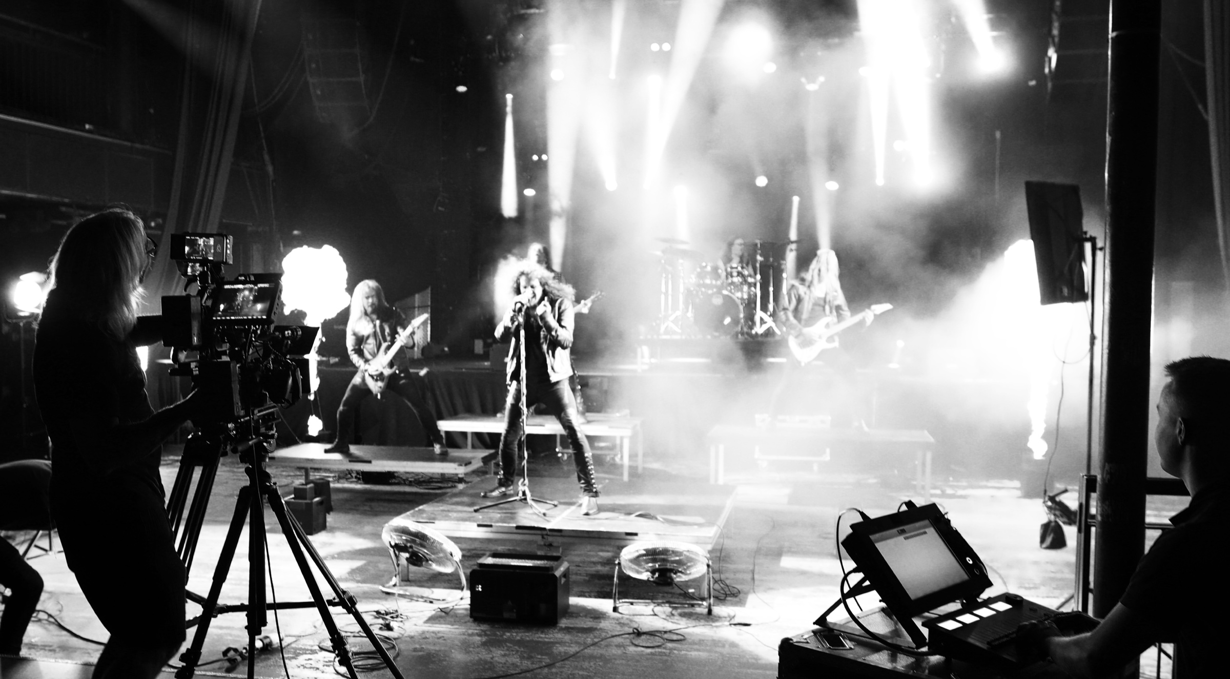 Patric Ullaeus filming Dynazty